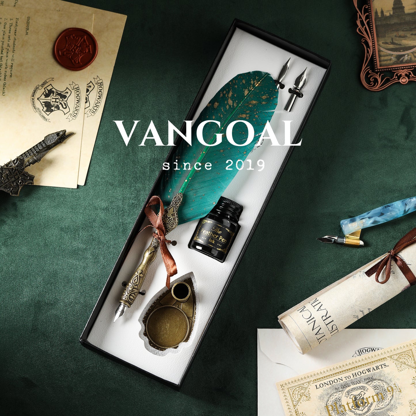 VANGOAL Classic Series Quill Pen and Ink Set - Vintage Style, Natural Feather, Dip Pen with 2 Replacement Nibs